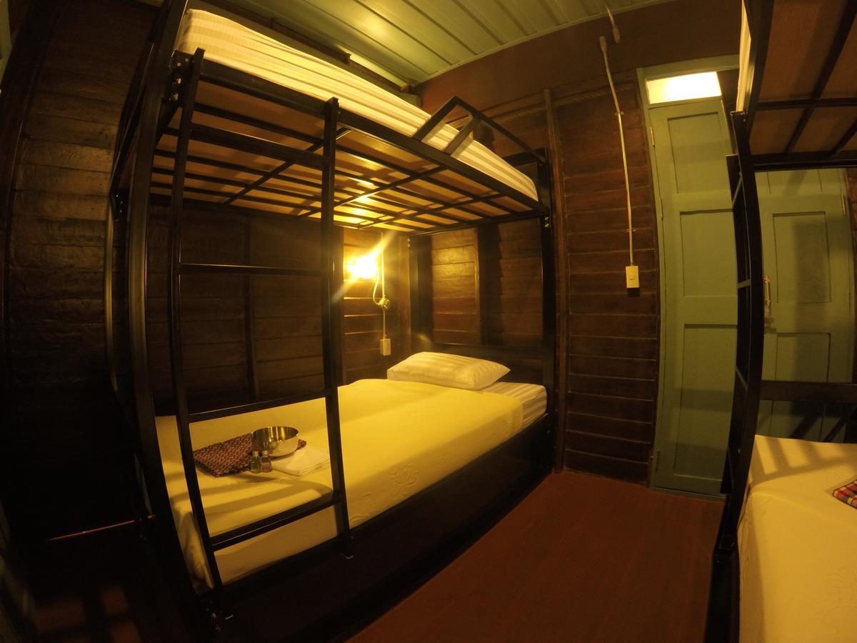 La Moon Hostel Bangkok Exterior foto