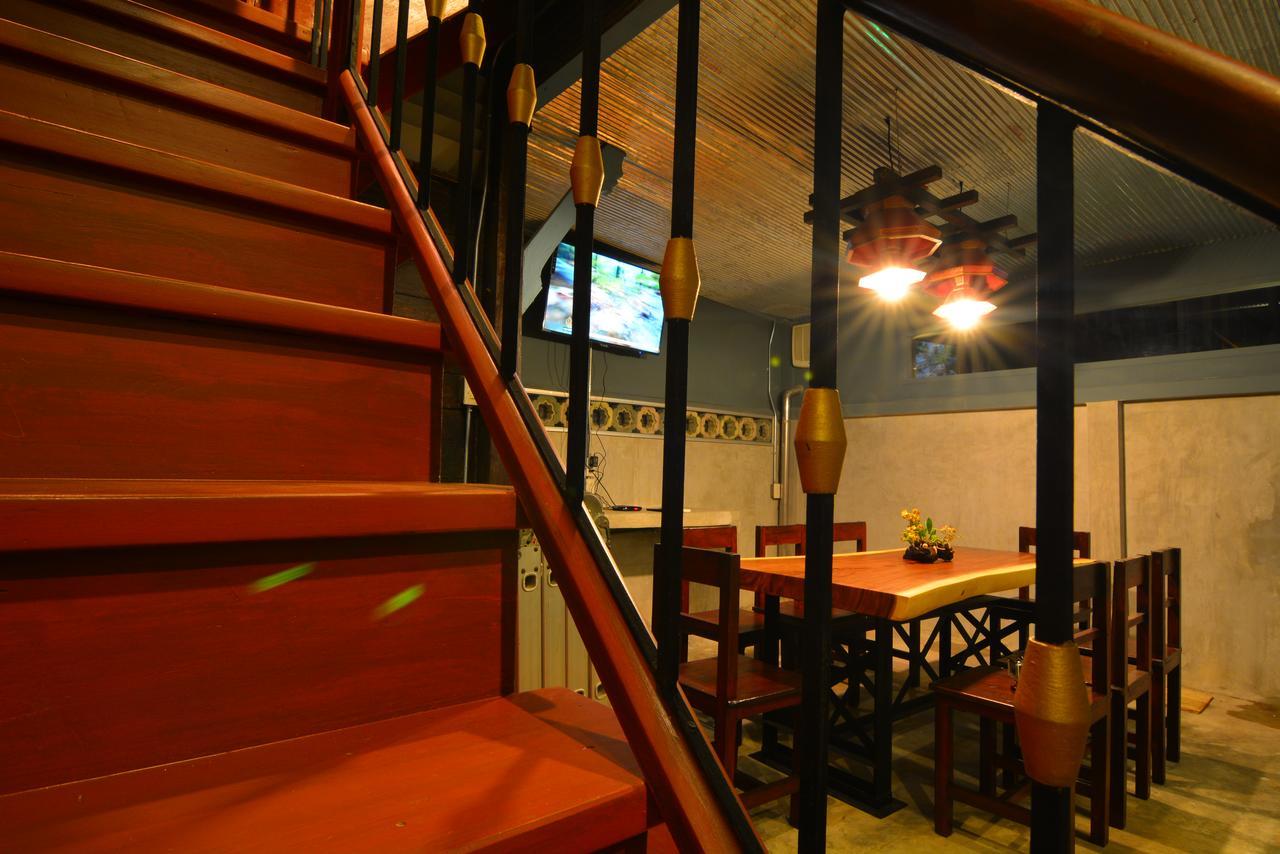 La Moon Hostel Bangkok Exterior foto