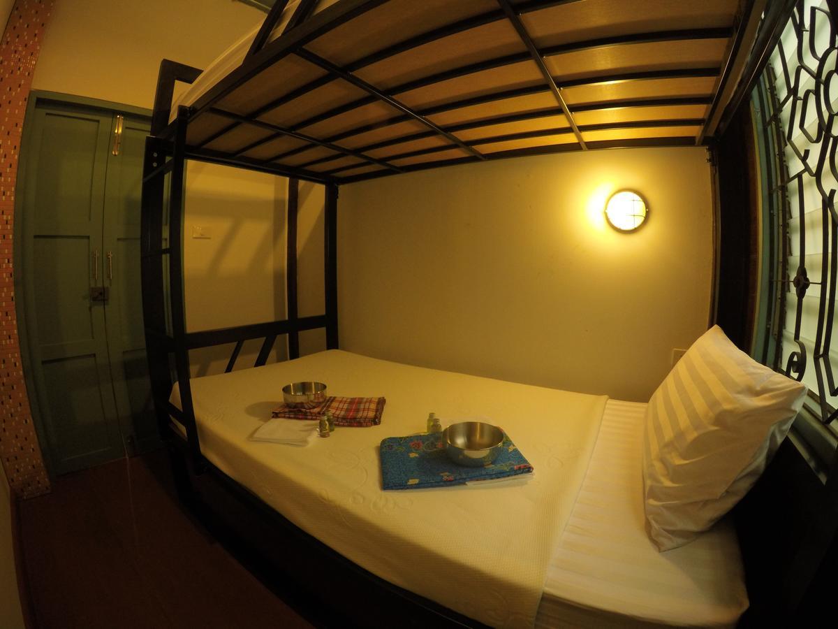 La Moon Hostel Bangkok Exterior foto