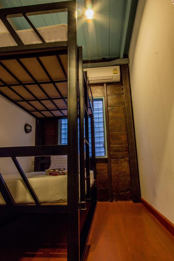 La Moon Hostel Bangkok Exterior foto